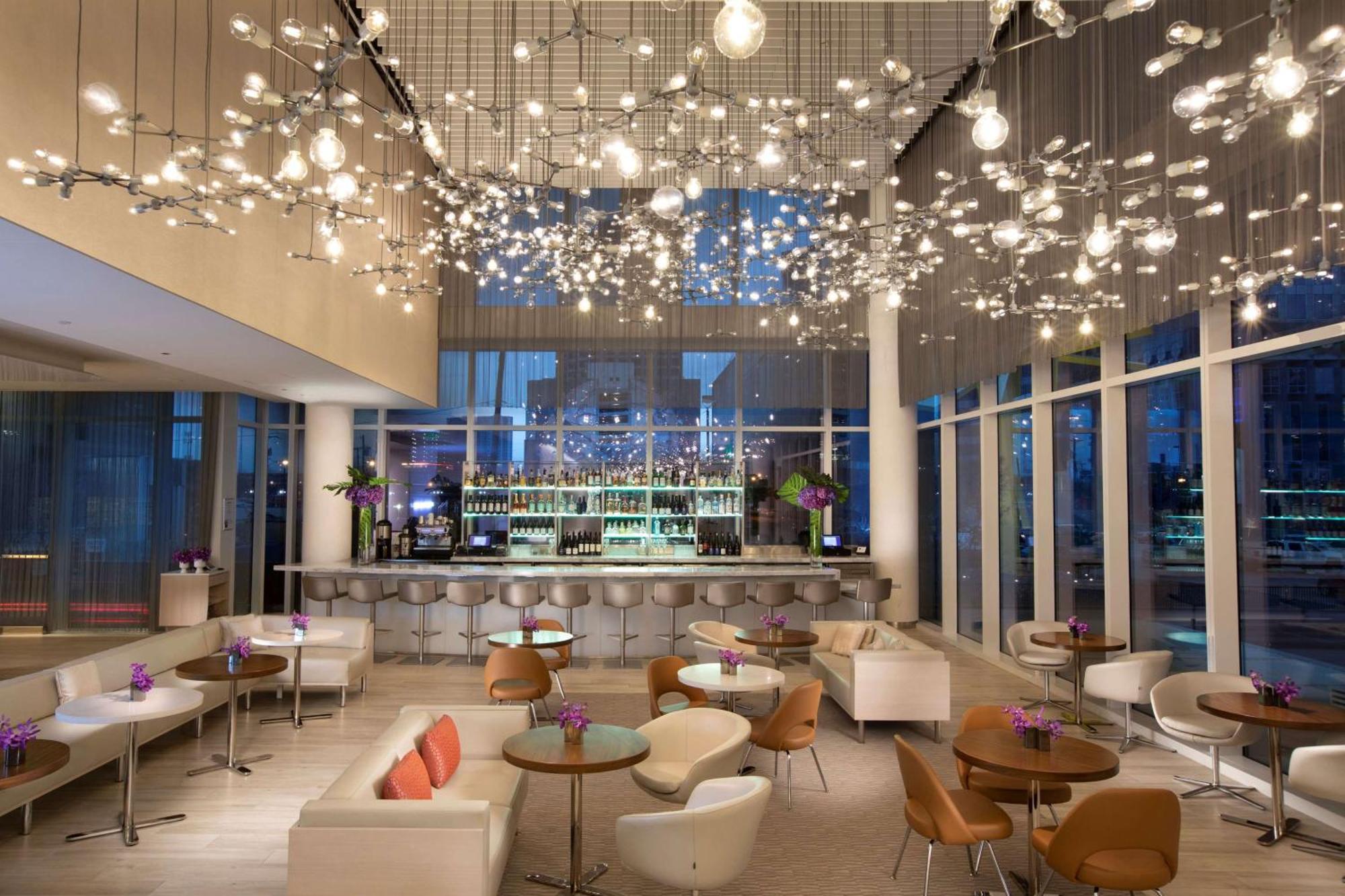Hall Arts Hotel Dallas, Curio Collection By Hilton Esterno foto